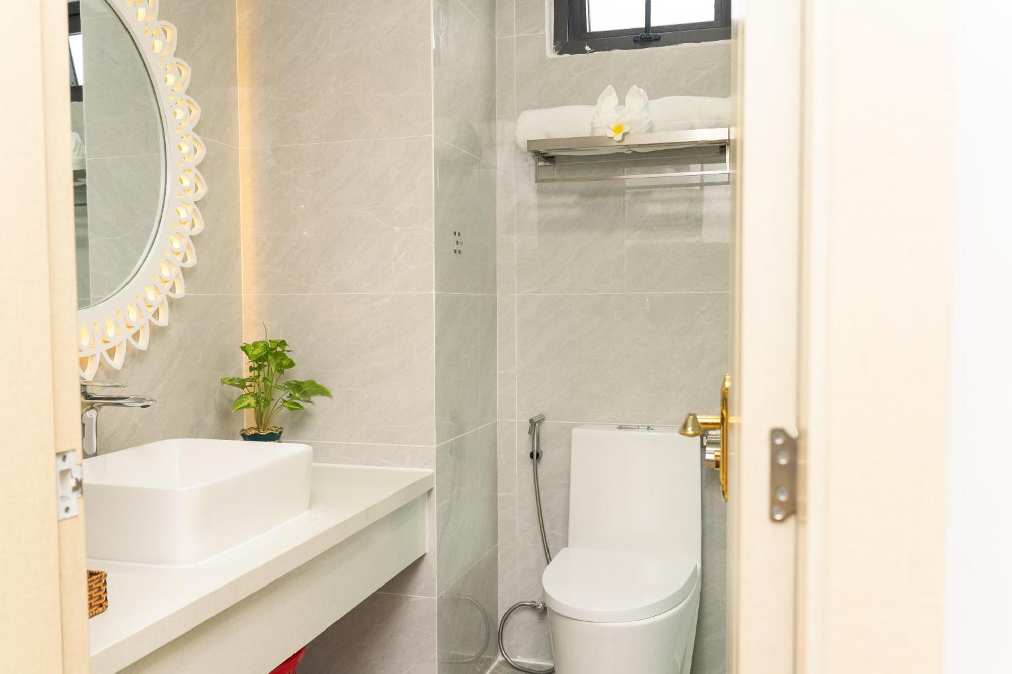 Brio Hotels & Apartments Дананг Екстериор снимка